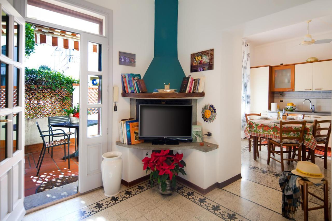 Pensjonat Casa Zafferano Albenga Zewnętrze zdjęcie